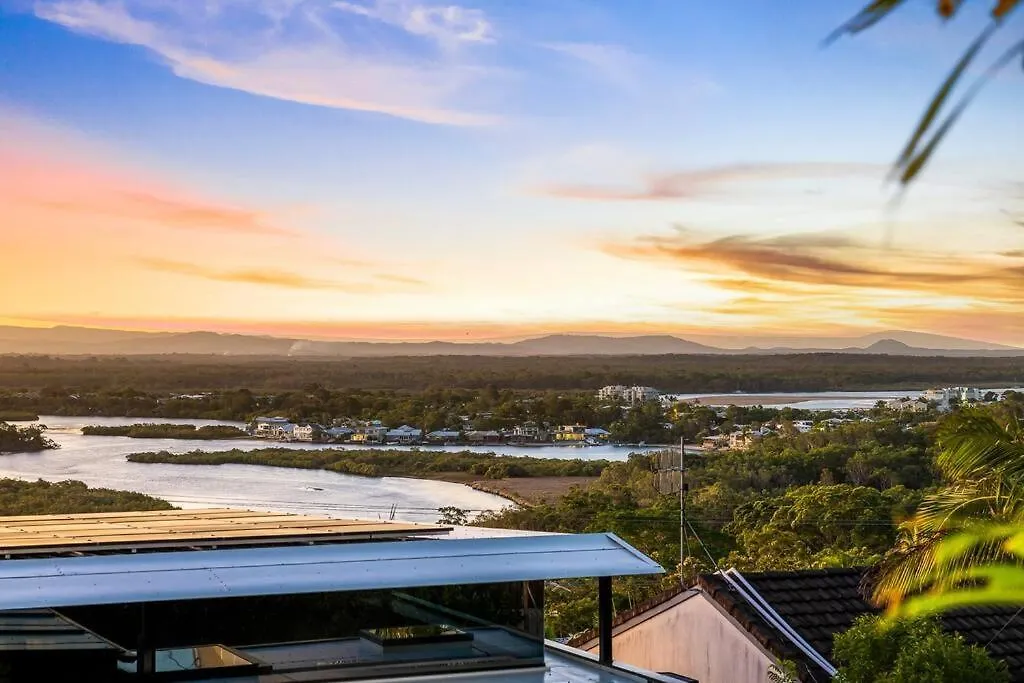 Sunset Lagoon ~ Noosa Luxury With Stunning Views